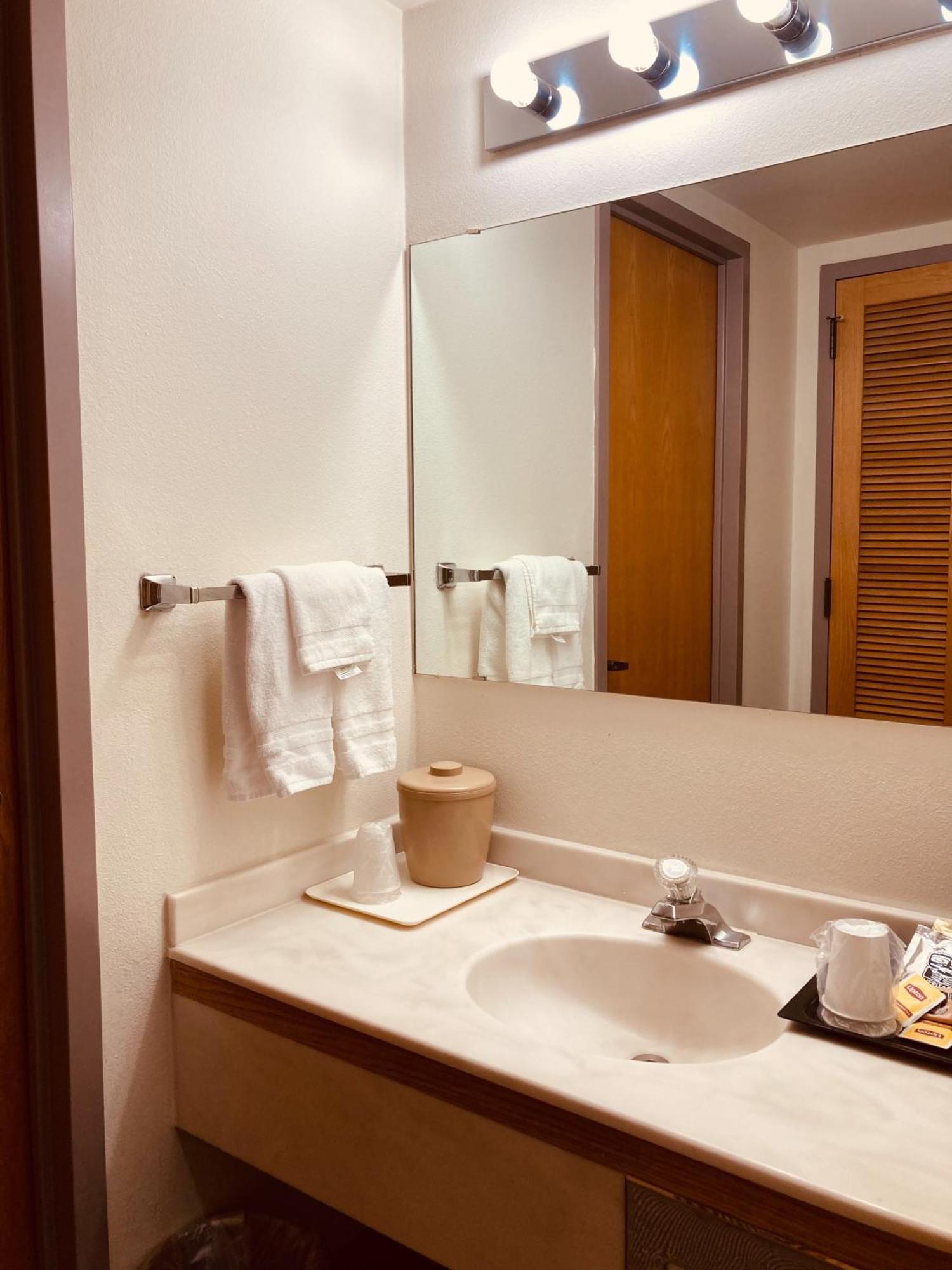 Alex Hotel And Suites Anchorage Exteriér fotografie